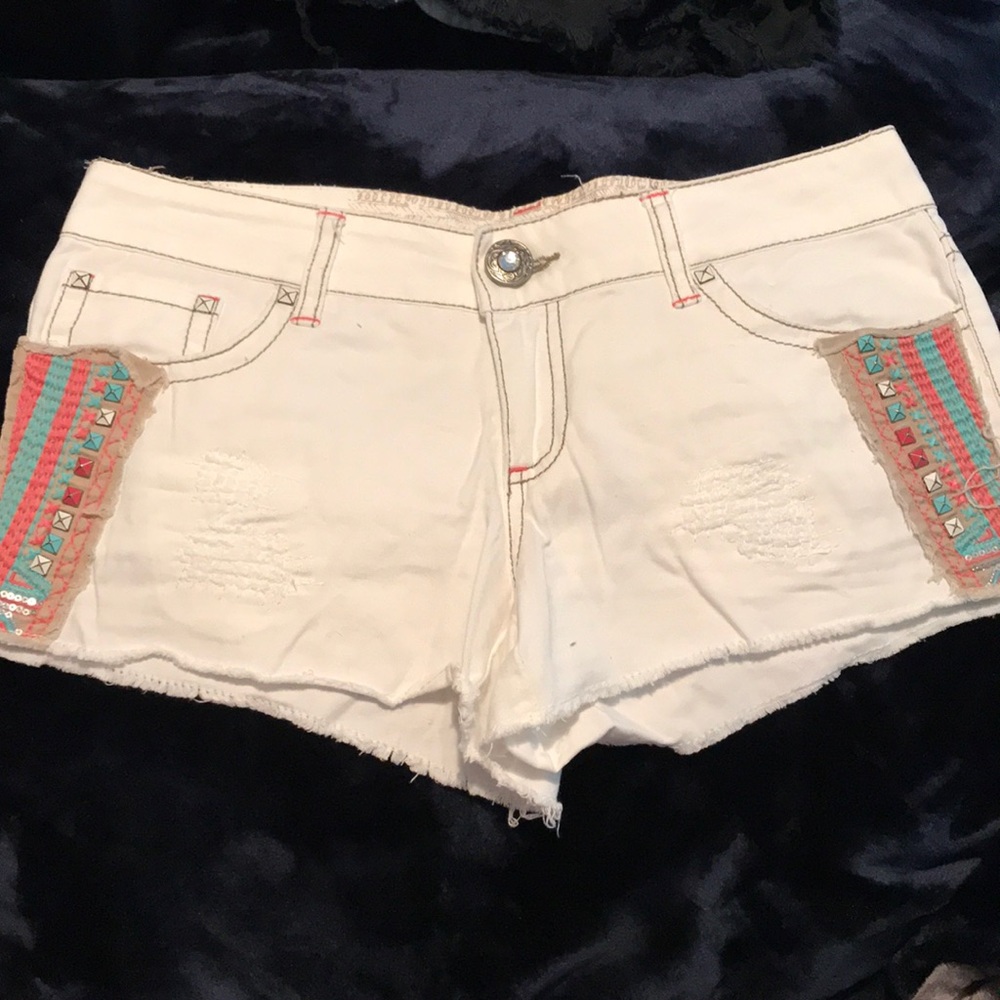 Daytrip Shorts from The Buckle